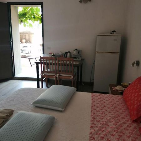 Bed and Breakfast Elia'S House Padru Esterno foto